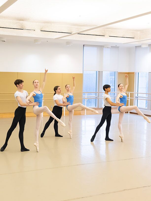 ballet dancers posing in duets